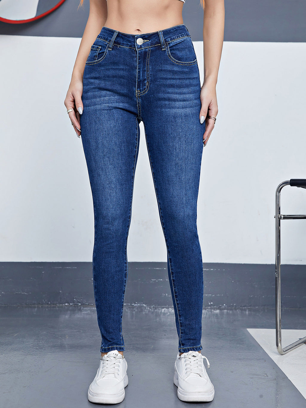 High-waisted Form-fitting Stretchy Skinny Pants