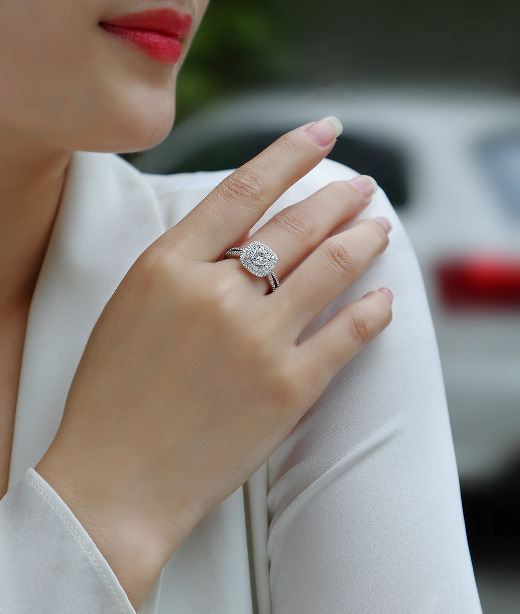 Sweet Holiday - A Wedding Ring Set With 1-carat Top-quality Moissanite S925 Silver And Platinum-plated Diamond. The Ring Can Be Inspected With A Diamond Pen
