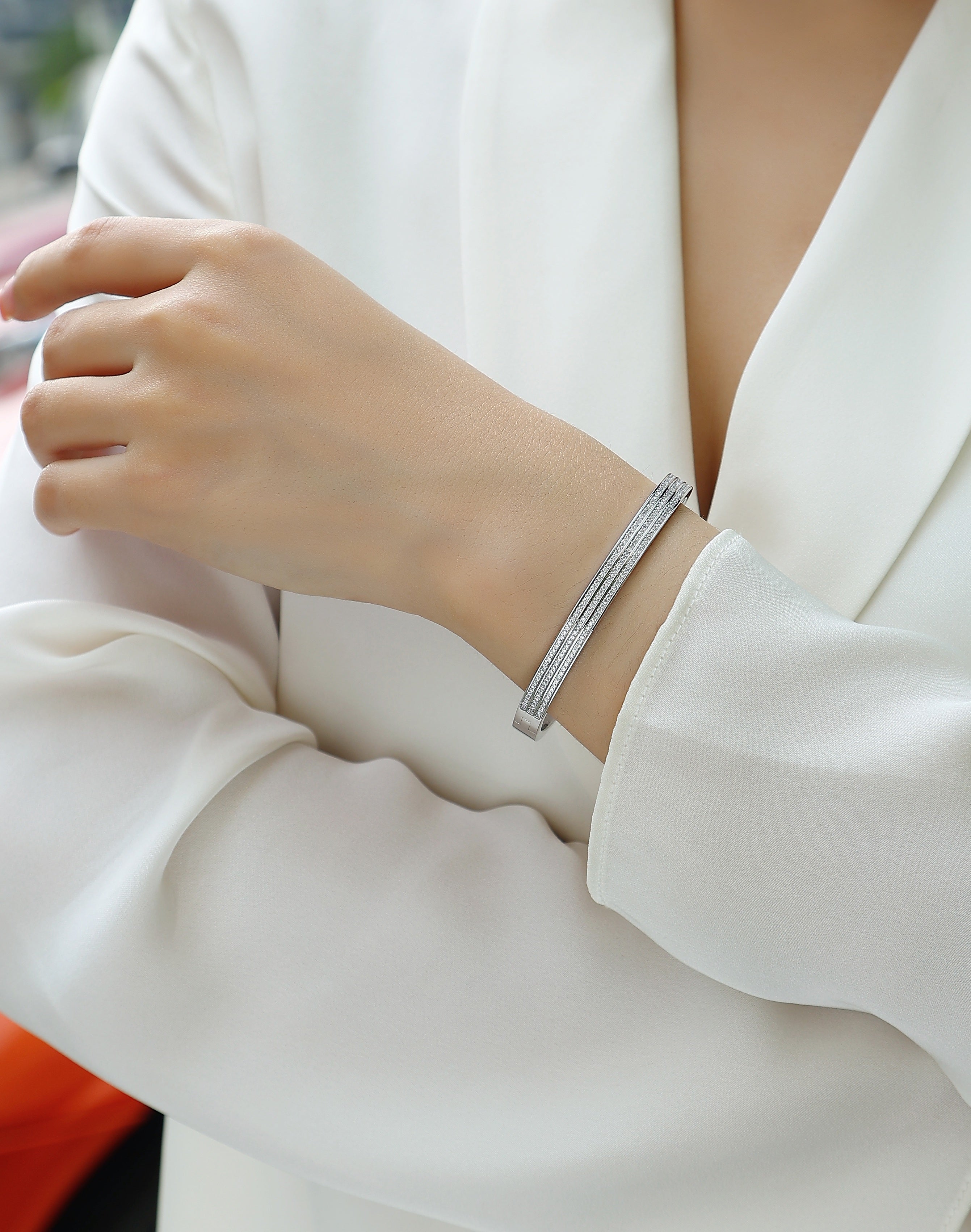 Starlight Amusement - Top-quality Moissanite Fashionable Light Luxury Jewelry Silver Bracelet S925 Silver-plated Platinum