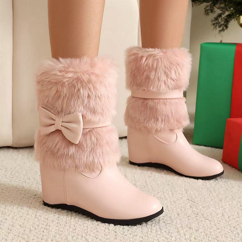 Low-Top Boots With Built-in Heel