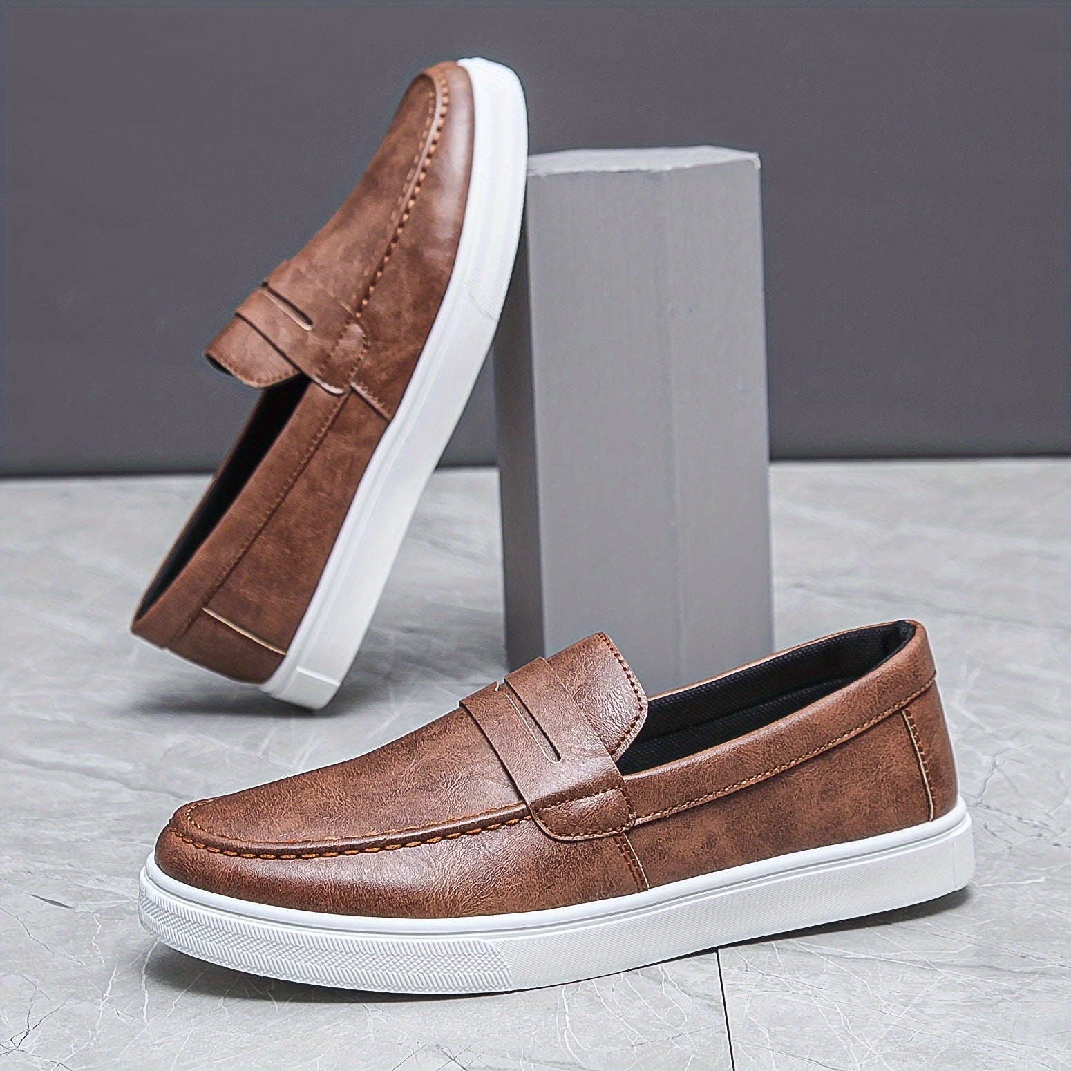 European And American Men's Solid Casual Shoes