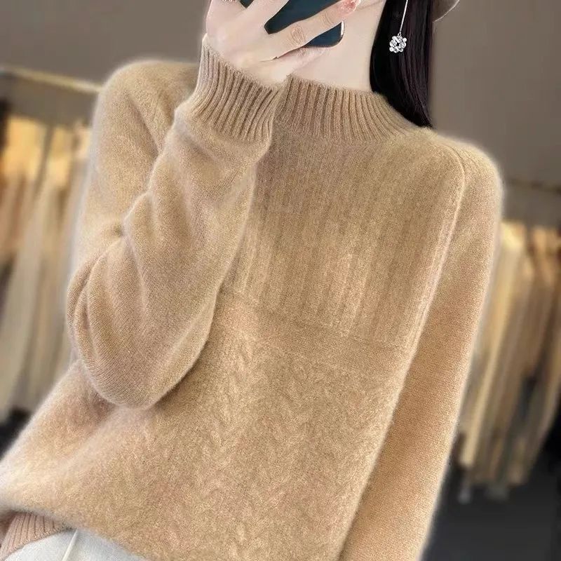 Loose-fitting Women's Turtleneck Base Sweater For Outerwear