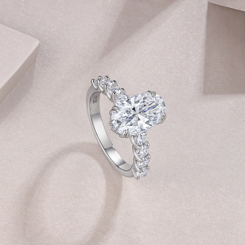 Egg-shaped Moissanite Set With Top-quality Moissanite Luxury, Fashionable And Light Luxury Jewelry Silver Ring S925 Silver Plated With Platinum